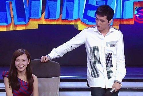 胡歌官宣当爸吃瓜视频,甜蜜瞬间引网友热议